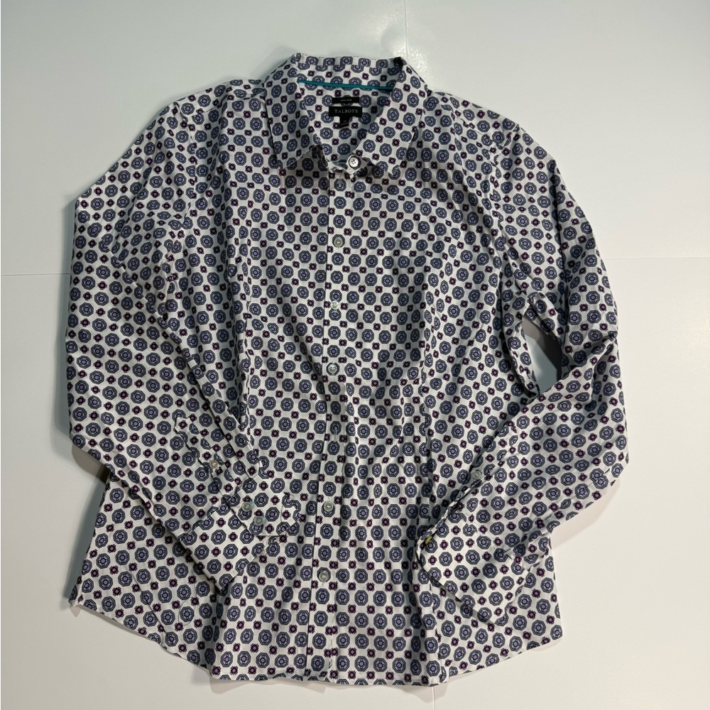 Talbots Geometric button down long sleeve Blouse Sz 12 none iron